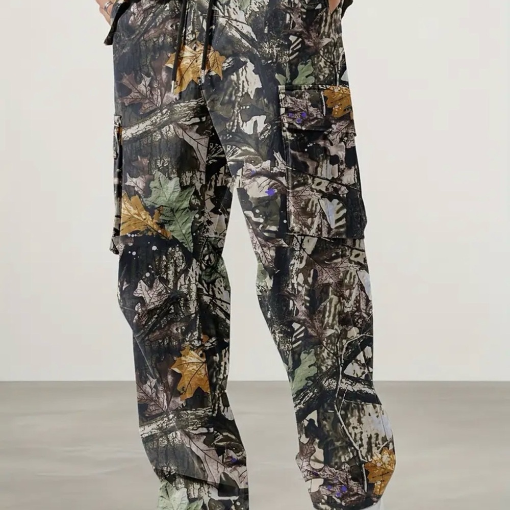 Men's Camo Cargo Pants - Green/Brown Leaf Print